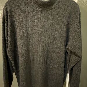 Geoffrey Beene Charcoal Unisex Crewneck Sweater size M